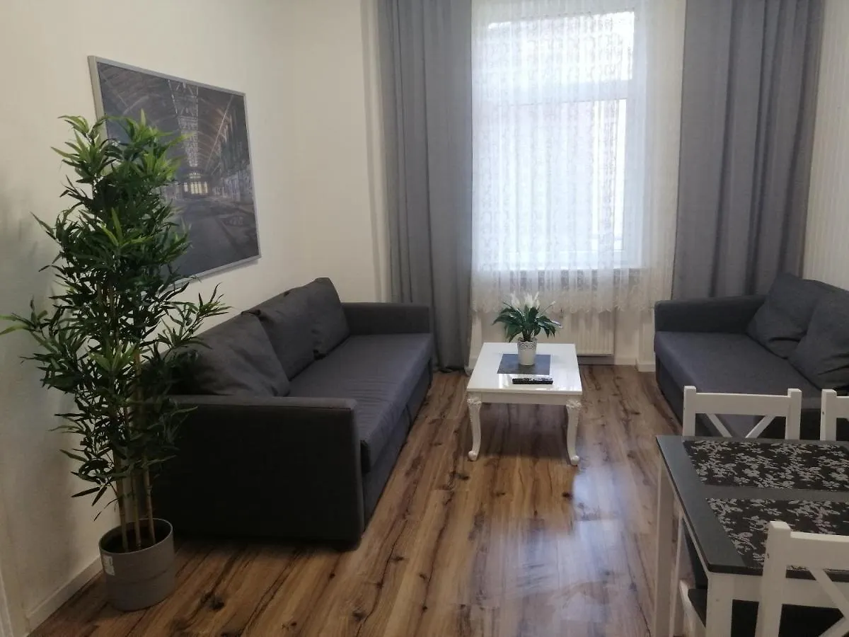 Kölsche Wohnung 2C Köln 0*,